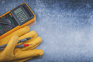 Home Erkende elektricien voert veilige en kwalitatieve elektrotechnische werkzaamheden uit voor particulieren en bedrijven in Utre